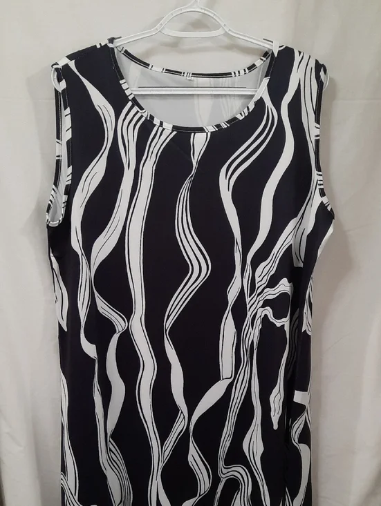 Women’s Black & White Sleeveless Wave-Print Top - Size XXL - Picture 1 of 11